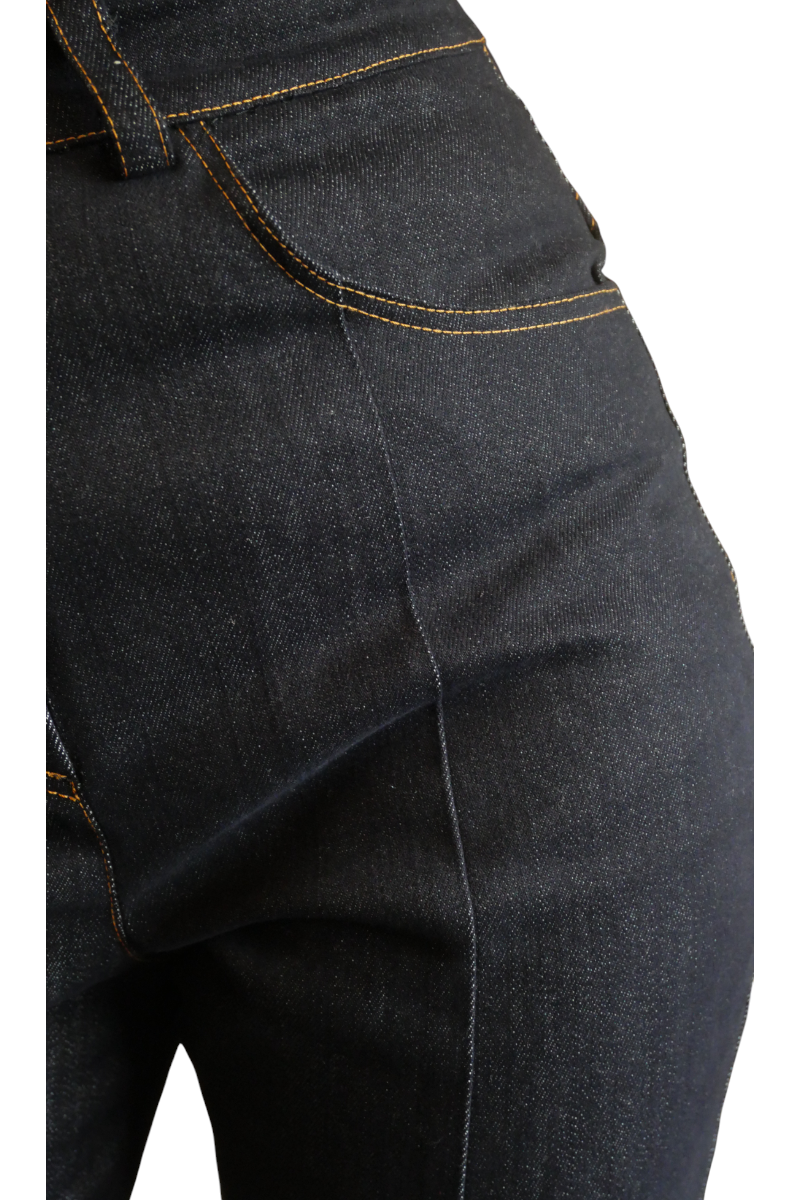 JEANS STRETCH CON SPACCO