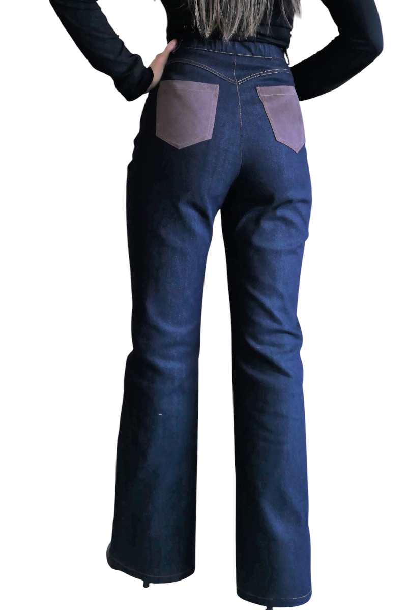 JEANS  STRETCH CON SPACCO